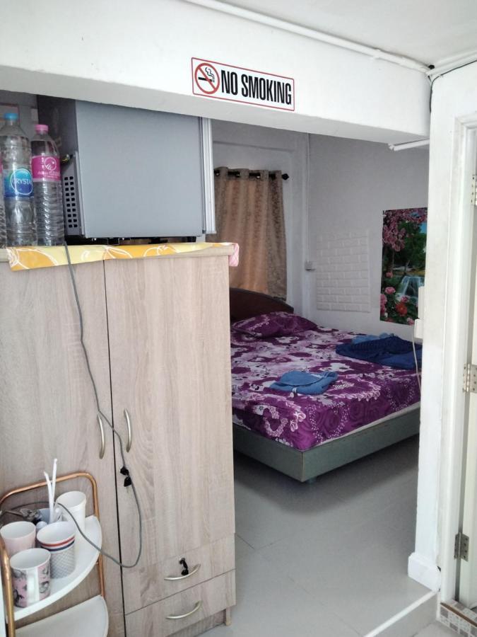 Danee Hostel Bangkok Dış mekan fotoğraf